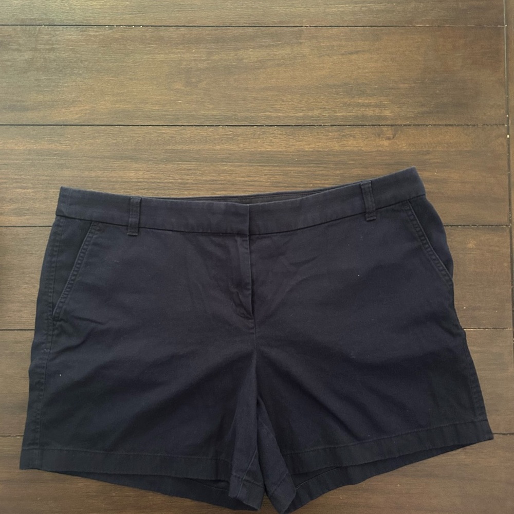JCrew 5" classic chino short